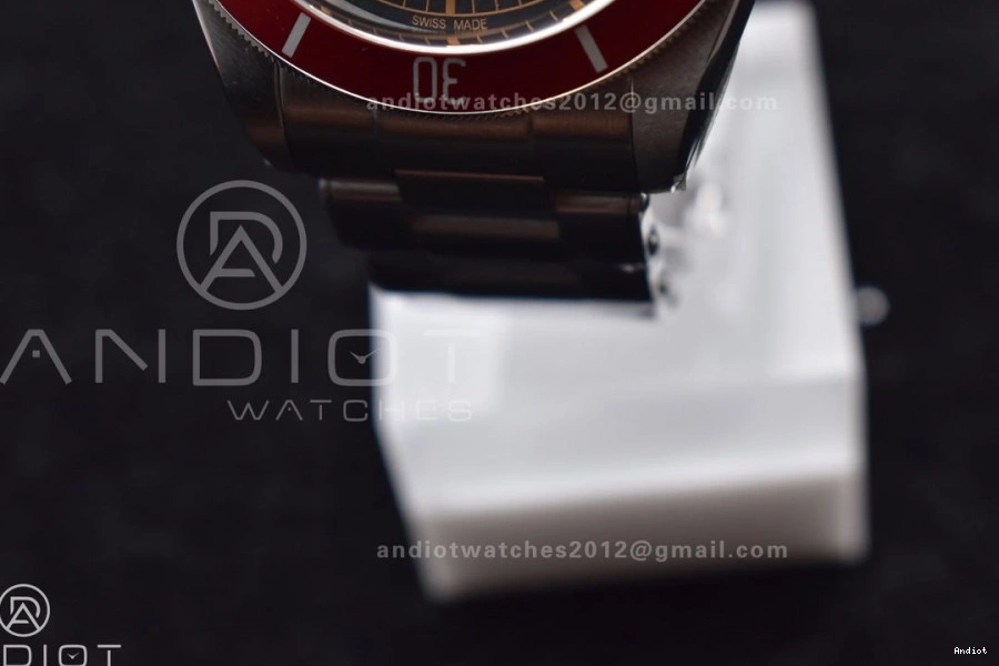 888 Sleek Bay Best ZF Red A 1:1 Bezel Bracelet Edition Heritage Black SS on 0822